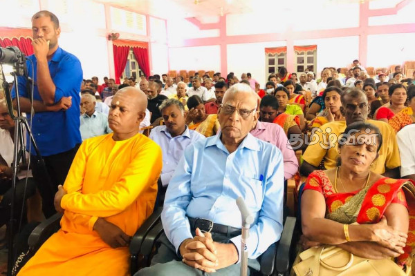 சிங்களமும் தமிழும் ஆட்சி மொழியாக்கப்பட வேண்டும்:சிவசுப்பிரமணியம் பத்மநாதன்(Photos) | Sinhala And Tamil Official Languages சிங்களமும் தமிழும் ஆட்சி மொழியாக்கப்பட வேண்டும்:சிவசுப்பிரமணியம் பத்மநாதன்(Photos) | Sinhala And Tamil Official Languages