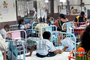 දෙවියනේ පෑන් ඉරක් නිසා ළමුන් 11 ක් රෝහලේ