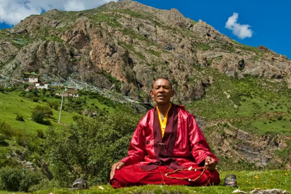 தெய்வங்கள் திருமணம் செய்திருக்கும் பொழுது சில பக்தர்கள் ஏன் துறவிகள் ஆகிறார்கள்? | Why Some Devotees Choose Brahmcharya Path In Life தெய்வங்கள் திருமணம் செய்திருக்கும் பொழுது சில பக்தர்கள் ஏன் துறவிகள் ஆகிறார்கள்? | Why Some Devotees Choose Brahmcharya Path In Life