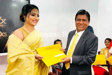ඇමති විජේදාස අතින් නිළි වීනුට සාම විනිසුරු පත්වීමක්…