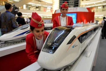 60,000 கோடி செலவில்…350 கி மீ வேகத்தில் செல்லும் அதிவிரைவு ரயில்: இந்தோனேசியாவில் தொடக்கம்