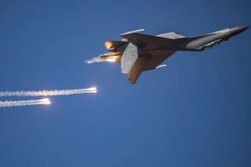 சீனா கடல் எல்லையில் விமானத்தை சுட்டு வீழ்த்திய தாய்வான்-செய்திகளின் தொகுப்பு