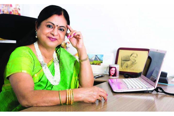 நயன்தாராவுக்கு முன்பே இந்த விசயத்தை ஜெமினி கணேசன் மகள் ஆரம்பித்தார்.. பயில்வான் உண்மைகள்.. | Bayilvan Talk About Nayanthara Surrogacy