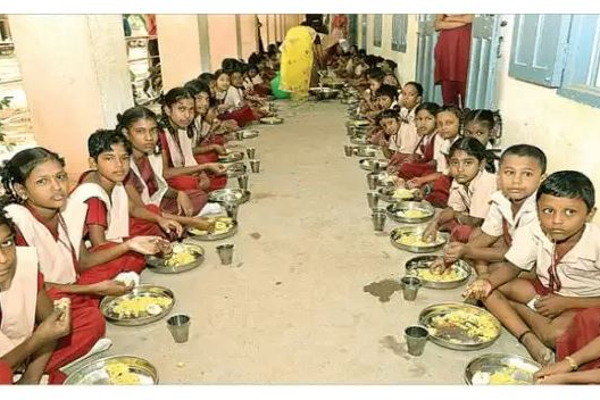 கொரோனா விடுமுறை நாட்களிலும் மாணவர்களுக்கு சத்துணவு : தமிழக அரசு உத்தரவு - தமிழ்நாடு