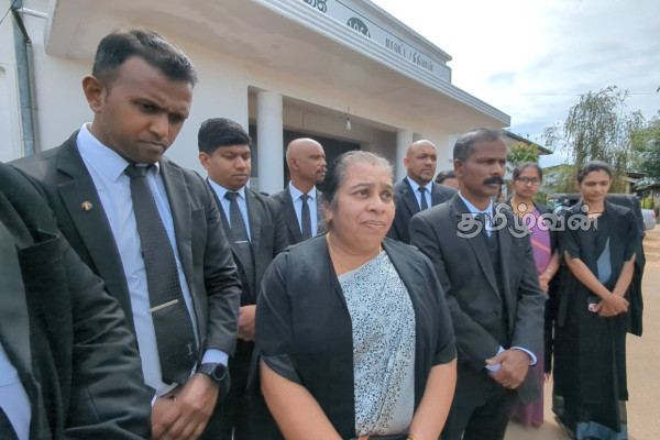 அக்குரேகொட இரட்டைக்கொலை: பாரபட்சம் பாராது நீதி வேண்டும்! சட்டத்தரணிகள் கோரிக்கை | Lawyers Protest Over Akuregoda Double Murder