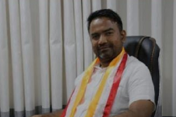 தங்க மழை பெய்யும் நெற்கதிர்கள் எல்லாம் தங்கமாக மிளிரும் என்ற பிள்ளையான் எங்கே - அம்பலமான விடையங்கள்! | Ltte Leader Pazha Nedumaran India Rajapaksha Media
