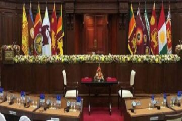 இரவு விடுதிகளில் விபச்சாரிகளுடன் சில அமைச்சர்கள்!! நாடாளுமன்றத்தில் பொன்சேகா பகிரங்க தகவல் | Sarath Fonseka Says About Sri Lankan Ministers