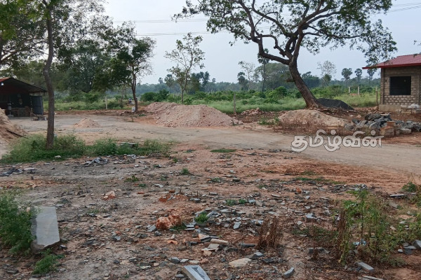 வலி. வடக்கில் சித்திரை புத்தாண்டுக்குள் பாதையை விடுவிக்க கோரும் மக்கள் | People In The North Demand Release Of Palali Road