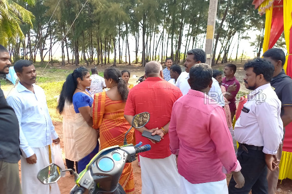 அன்னை பூபதி நினைவிடத்தில் தமிழ்த்தேசிய மக்கள் முன்னணியினருக்கு நினைவேந்த அனுமதி மறுப்பு! | Batticaloa Annai Poopathy Eastern Tnpf Gajendran
