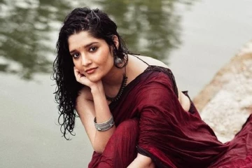 உடல் எடையை குறைக்க ஒர்கவுட்டில் தீவீரமாக இறங்கிய நடிகை ரித்திகா சிங்.. வீடியோ இதோ