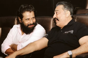 கமல் அளித்த பதில்களால் வியந்து போன சியான் விக்ரம்! இணையத்தில் வைரலாகும் வீடியோ