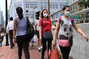 சிங்கப்பூரில் இந்திய வம்சாவளி பெண் மீது இனவெறி தாக்குதல்!