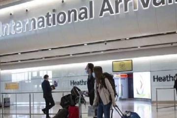 இந்தியர்களுக்கான பயண கட்டுப்பாடுகளில் சில தளர்வுகளை அறிவித்துள்ள இங்கிலாந்து