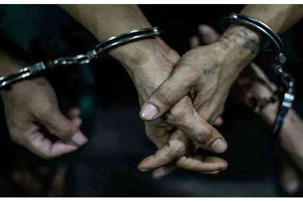 முல்லைத்தீவு - புதுக்குடியிருப்பு பிரதேசத்தில் மூவர் கைது | 3 Arrested With Drugs In Puthukkudiyiruppu