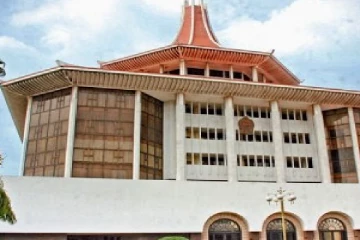 ஜனாதிபதியின் அமைச்சரவைக்கு  எதிராக வழக்கு