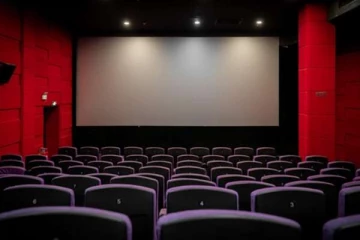 அதிகாலை மற்றும் நள்ளிரவில் சினிமா பார்க்க தடை விதிப்பு