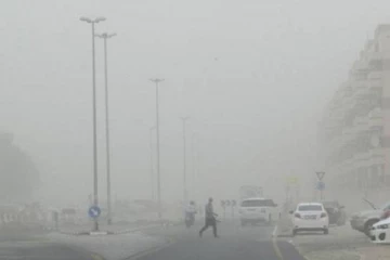 ඇති වූ කුණාටුවකින් ළමුන් තිදෙනෙකු ඇතුළුව පුද්ගලයින් 13 දෙනෙකු ජීවිතක්ෂයට..