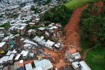 பிரேசிலில் ஏற்பட்ட வெள்ளத்தில் சிக்கி 46 பேர் உயிரிழப்பு