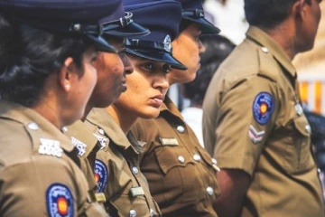 வீடொன்றுக்குள் சிறை வைக்கப்பட்ட குடும்பம் : பல மில்லியன் ரூபா கொள்ளை