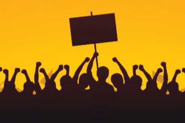 கிராம சேவையாளருக்கு எதிராக கவனயீர்ப்பு நடவடிக்கையில் ஈடுபட்ட மக்கள் | Attention Grabbing Demonstration Held In Palai