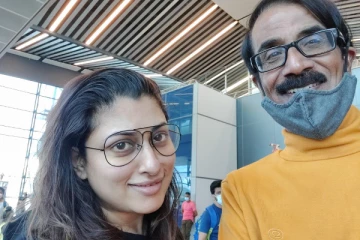 ஒரு காலத்தில் கொடிகட்டி பறந்த ஹீரோயின் மாளவிகாவா இது, லேட்டஸ்ட் புகைப்படம்