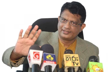 எட்டு மாதங்களுக்குள் சுருக்கமடைந்துள்ள நாட்டின் பொருளாதாரம்