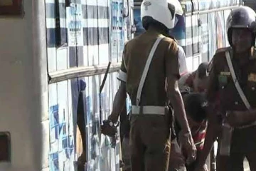 டீசலுக்குப் பதிலாக மண்ணெண்ணெய் பயன்படுத்திய 100 பேருந்துகள் சிக்கின