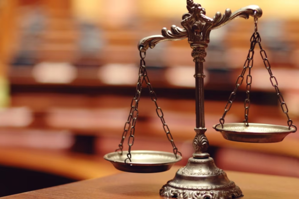 யேசு கிறிஸ்துவே ....தனது வழக்கறிஞர் என நீதிமன்றில் கூறிய பெண்ணால் எழுந்த சர்ச்சை | Woman Who Said Jesus Would Be Her Defence Lawyer யேசு கிறிஸ்துவே ....தனது வழக்கறிஞர் என நீதிமன்றில் கூறிய பெண்ணால் எழுந்த சர்ச்சை | Woman Who Said Jesus Would Be Her Defence Lawyer