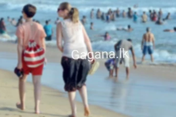 රුසියානු තරුණිය බේරගන්න මුහුදට පැන්න මෙරට තරුණයාට සිදුවූ දේ..