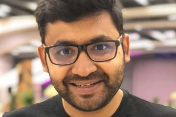 ரூ 100 கோடி சம்பளத்தில் பணியமர்த்தப்பட்ட இந்தியர்... தடாலடியாக வேலையில் இருந்து தூக்கிய எலோன் மஸ்க்