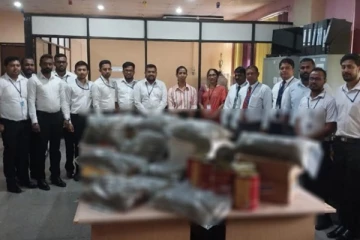 விமானத்தில் இலங்கை வந்த பெரும் ஆபத்தான பொருள்; அதிகாரிகள் அதிர்ச்சி!