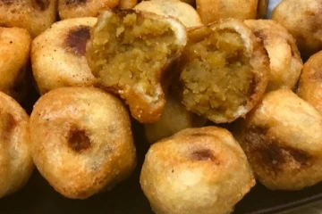 வெறும் 30 நிமிடத்தில் சுவையான சுசியம் செய்து சுவைக்கலாம்! எப்படி தெரியுமா?