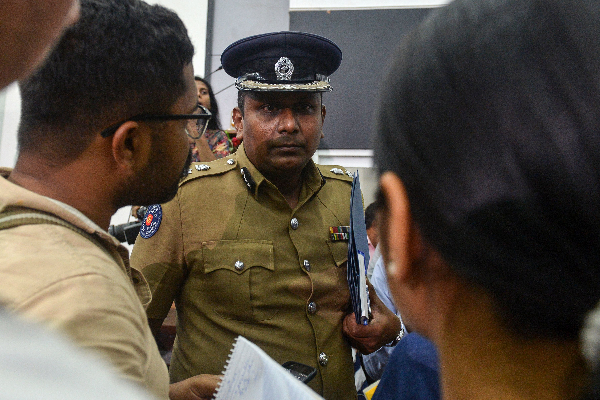 தாயை தாக்கிய மகனை கொலைசெய்த தந்தை | The Father Killed The Son Who Attacked The Mother