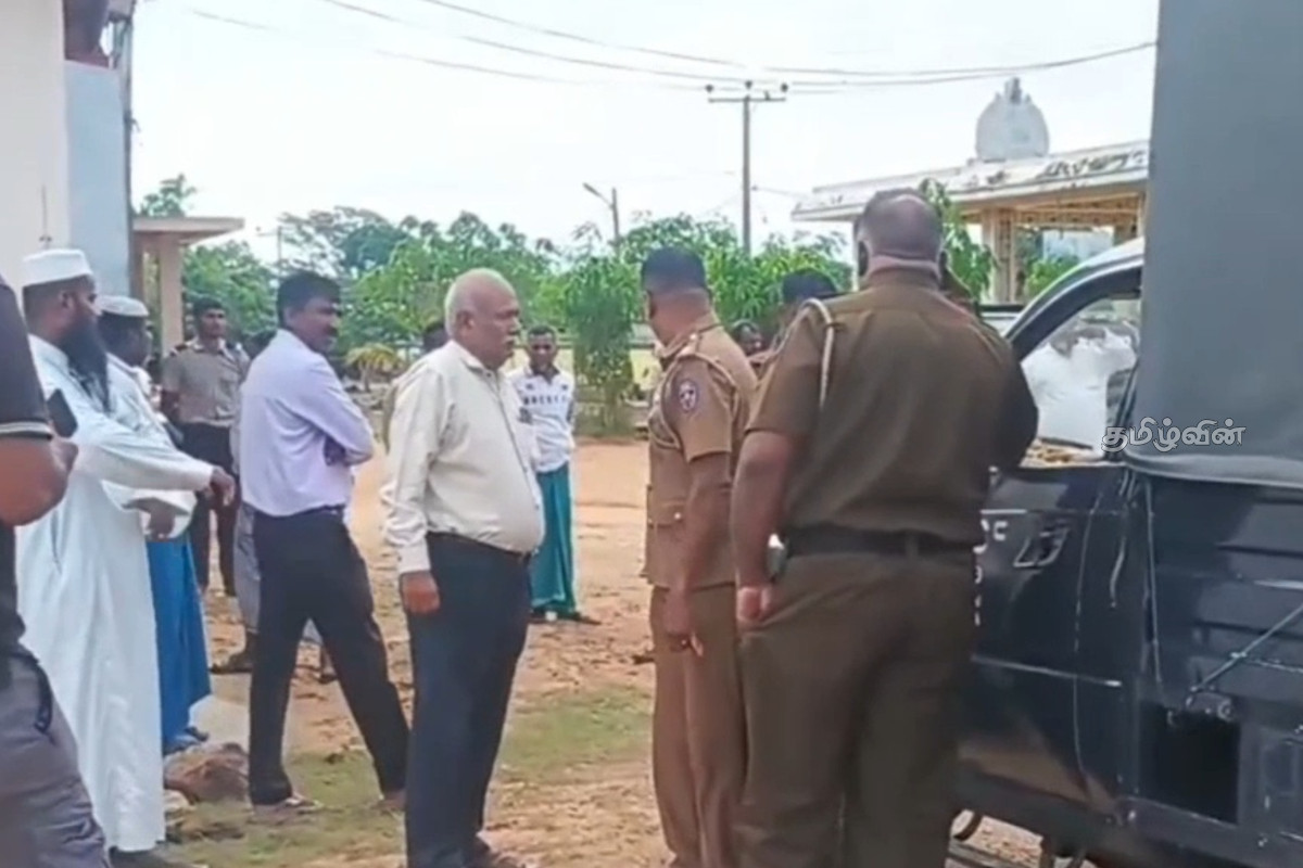 திருகோணமலையில் அதிகாலை நேர்ந்த கோர விபத்து: ஒருவர் பலி | Trinco Accident திருகோணமலையில் அதிகாலை நேர்ந்த கோர விபத்து: ஒருவர் பலி | Trinco Accident