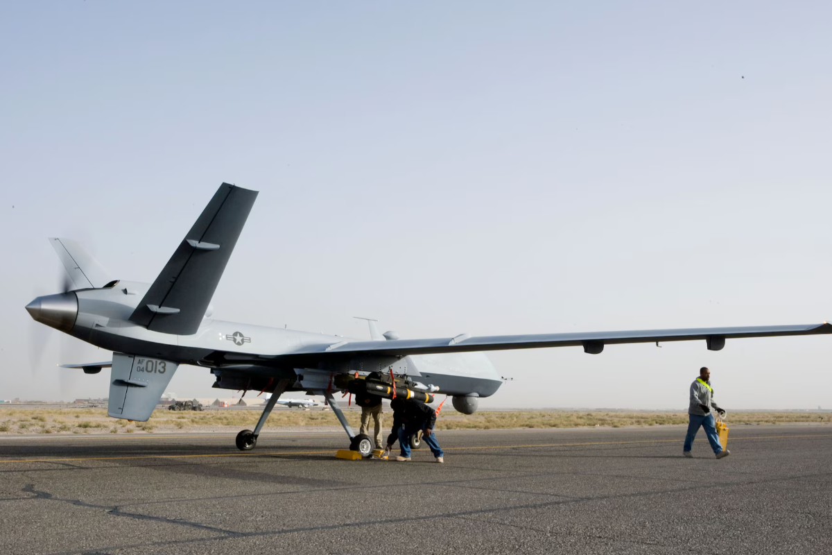 வளைகுடாவில் அதிதீவிர ஆயுதங்களை களமிறக்கி அதிரடி காட்டும் அமெரிக்கா! | High Tech Weapons Hardware Us Using To Attack Iran வளைகுடாவில் அதிதீவிர ஆயுதங்களை களமிறக்கி அதிரடி காட்டும் அமெரிக்கா! | High Tech Weapons Hardware Us Using To Attack Iran