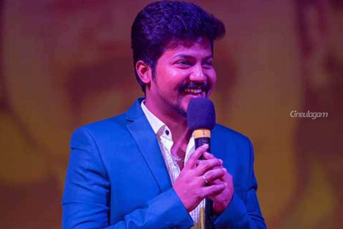 ஜீ தமிழின் Dance Jodi Dance நிகழ்ச்சிக்கு வந்த புதிய தொகுப்பாளர்... அட இவர்தானா, இனி கலக்கல் தான்... | New Anchor In Dance Jodi Dance Show