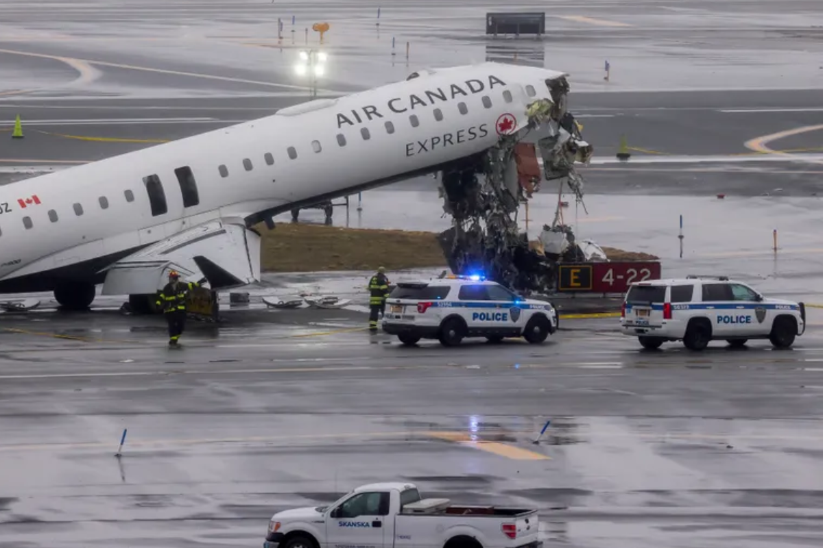 பரபரப்பை ஏற்படுத்திய ஏர் கனடா விமான விபத்து.. வெளியான கட்டுப்பாட்டு அறையின் திடுக்கிடும் குரல்பதிவு | I Messed Up Plane Crashed Truck Air Canada