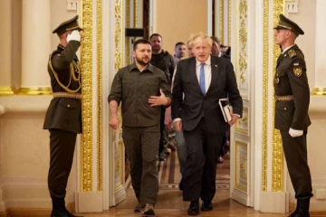 உக்ரைன் வீரர்கள் தொடர்பில் பிரித்தானிய பிரதமர் எடுத்துள்ள அதிரடி முடிவு!