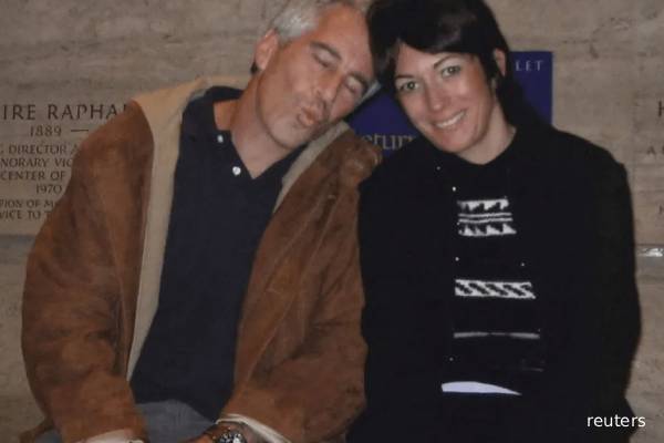 ரஷ்ய பெண்களுடன்... விளாடிமிர் புடினின் உளவுத்துறைக்காக: வெளிவரும் எப்ஸ்டீன் இரகசியம் | Epstein Sinister Links With Putin