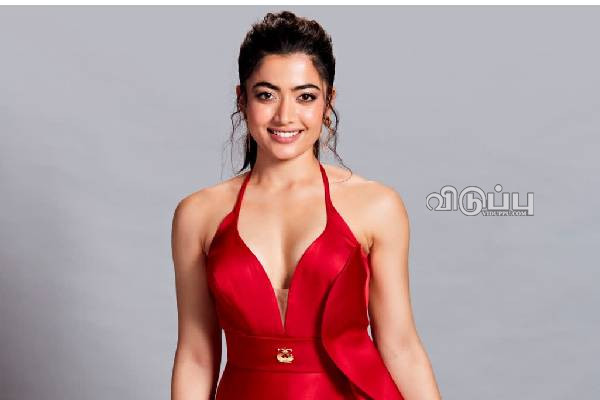 16 வயது வித்தியாசம்.. அட நடிகை ராஷ்மிகா மந்தனா தங்கையா இது! | Rashmika With Her Sister Photos