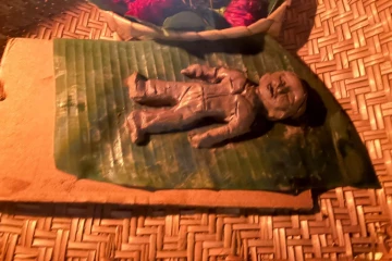 விஹாரமகாதேவி பூங்கா தேரர்கள் போராட்டம் ; ஆட்சியாளர்களை தண்டிக்கக்கோரி சூனிய வழிபாடு