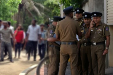 கொழும்பில் மாணவர்களுக்கு இடையில் மோதல் : காதலால் ஏற்பட்ட விபரீதம்