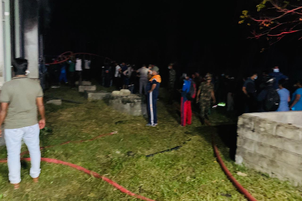 கிளிநொச்சி பொது வைத்தியசாலையில் பாரிய தீ விபத்து! அழிந்தன பல மருத்துவ உபகரணங்கள் | Kilinochchi Hospital Fire Accident Today Night