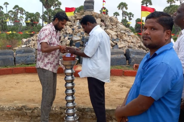 நல்லூரில் திறக்கப்பட்ட மாவீரர்களின் பெயர் பொறிக்கப்பட்ட கல்வெட்டு | Maaveerar Naal 2025 In Jaffna