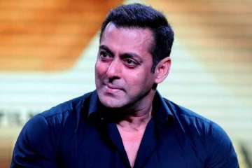 பாம்பு கடிக்கப்பட்டு சிகிச்சை பெறும் நடிகர் சல்மான் கானின் தற்போதைய நிலை- மருத்துவமனையில் இருந்து வந்த போட்டோ