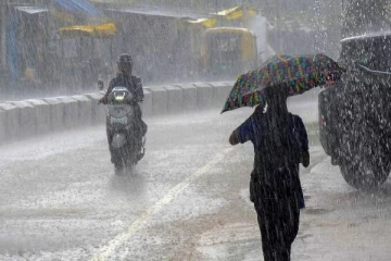 விடிய விடிய கொட்டி தீர்த்த கனமழை..பள்ளி, கல்லூரிகளுக்கு விடுமுறையா?