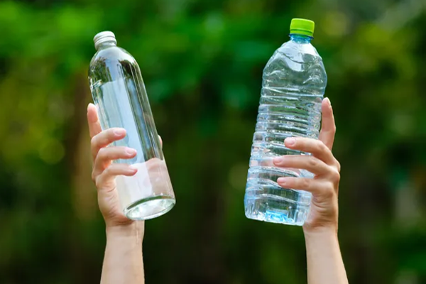 பயன்படுத்தாதீர் ;மக்களுக்கு அவசர எச்சரிக்கை ! | Do Not Refill Drinking Water Bottles