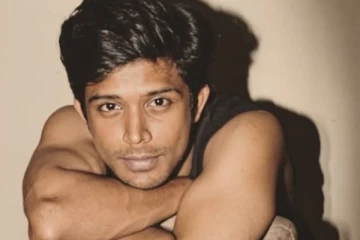 அடேங்கப்பா அய்யனார் துணை பல்லவனா இது, செம ஸ்டைலிஷ் போட்டோஸ்