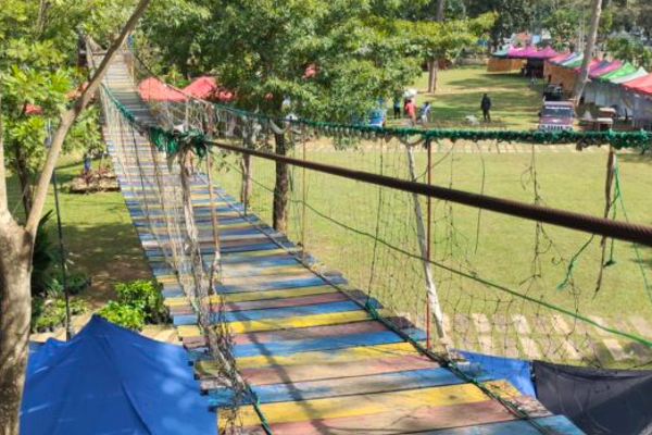 ஆபத்தான நிலைக்குள் கிளிநொச்சி பசுமைப்பூங்கா! | Kilinochchi Green Park Under Critical Condition