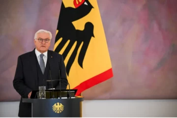 ஜேர்மன் நாடாளுமன்றம் கலைப்பு: தேர்தல் திகதியை உறுதி செய்தார் ஜனாதிபதி